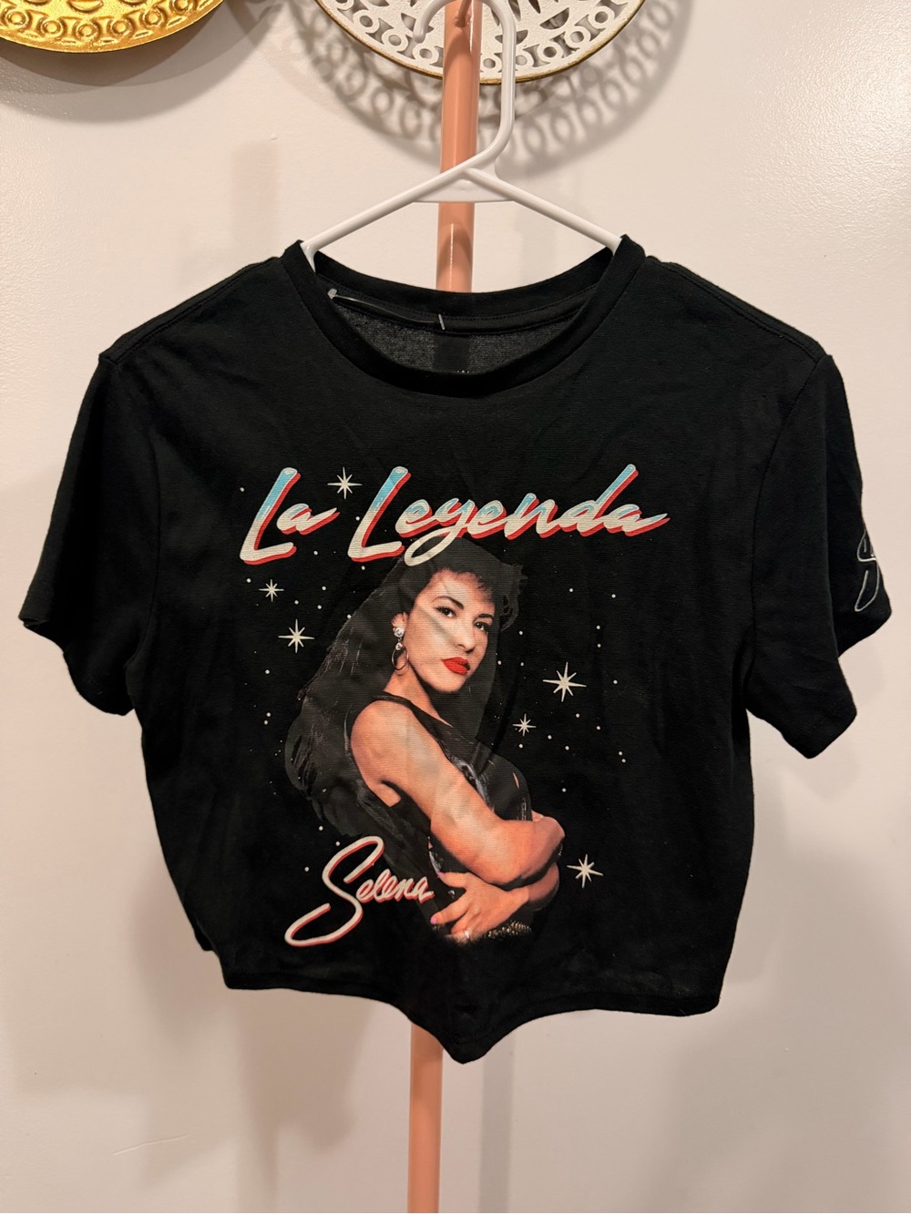 Selena 'La Leyenda' Black Graphic Crop Top